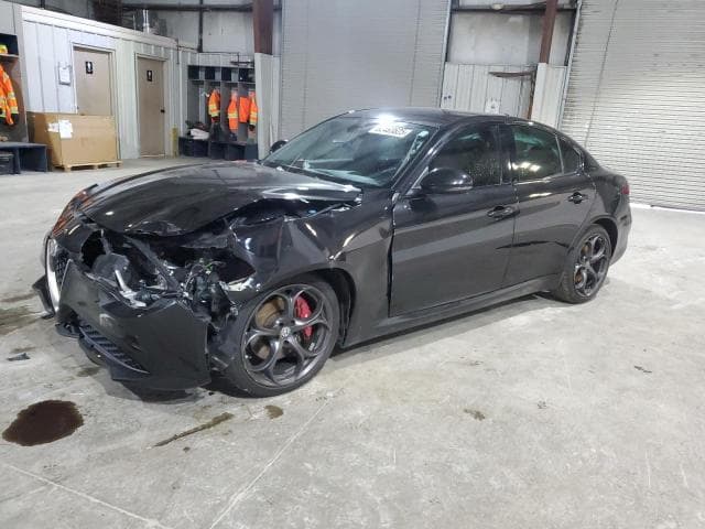 2018 ALFA ROMEO GIULIA TI Q4 - 1