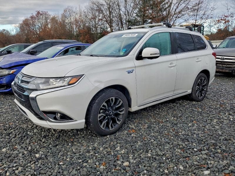 2018 MITSUBISHI OUTLANDER SE - 1