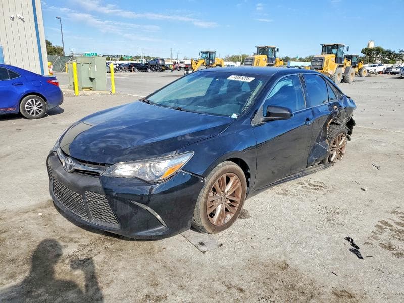 2017 TOYOTA CAMRY SE - 1