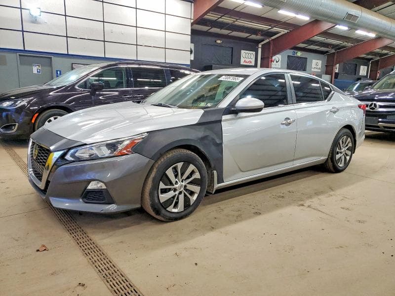 2019 NISSAN ALTIMA S S - 1