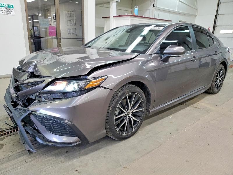 2022 TOYOTA CAMRY SE - 1