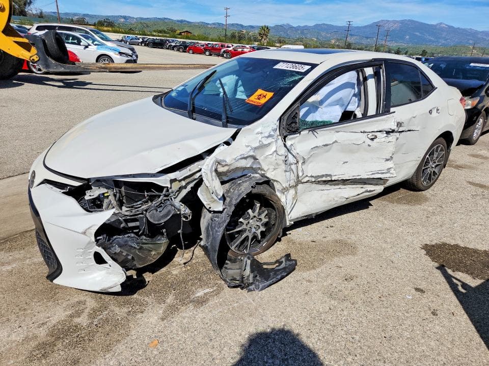 2017 TOYOTA COROLLA L - 1