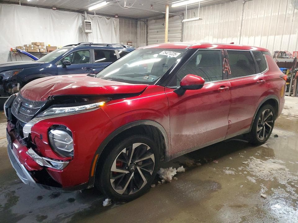 2024 MITSUBISHI OUTLANDER SE - 1