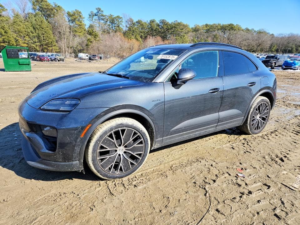 2025 PORSCHE MACAN 4 - 1