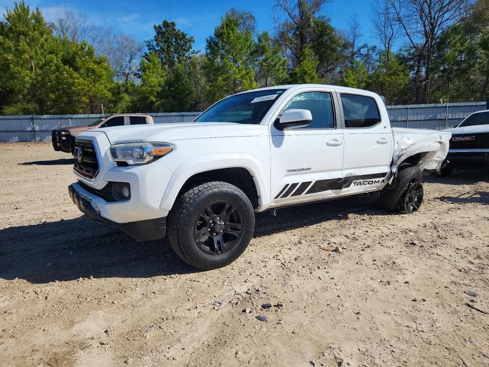 2017 TOYOTA TACOMA SR5 V6 - 1