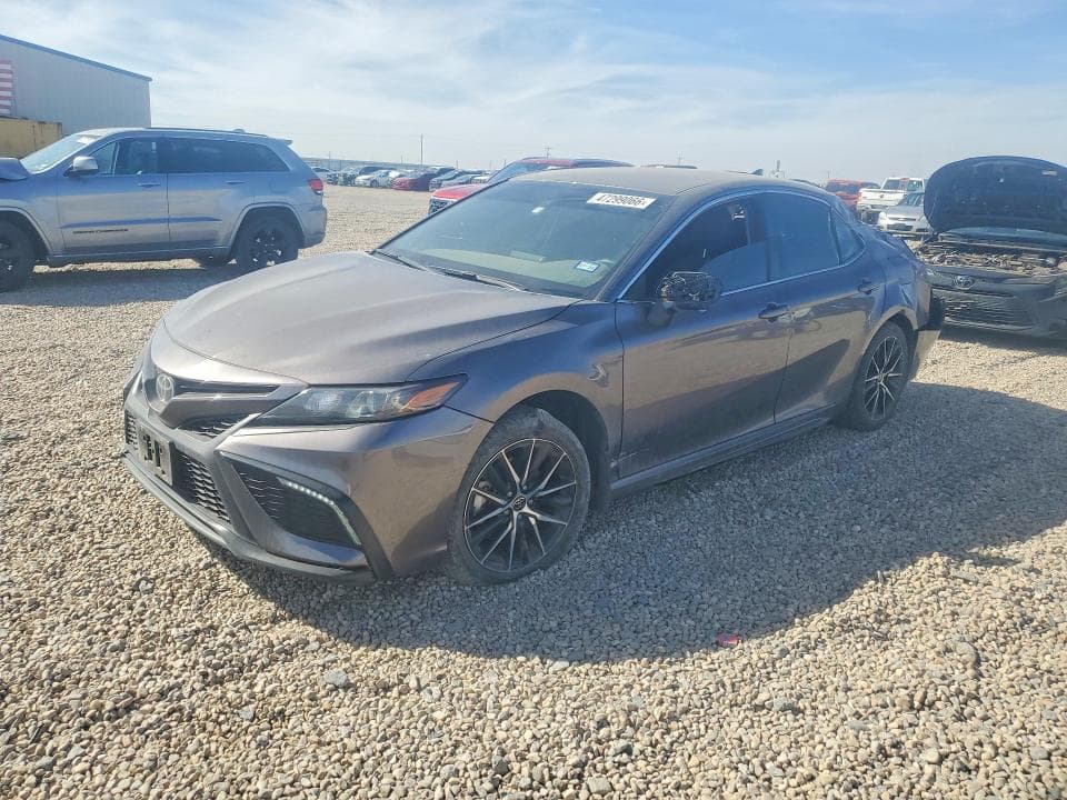 2024 TOYOTA CAMRY SE - 1