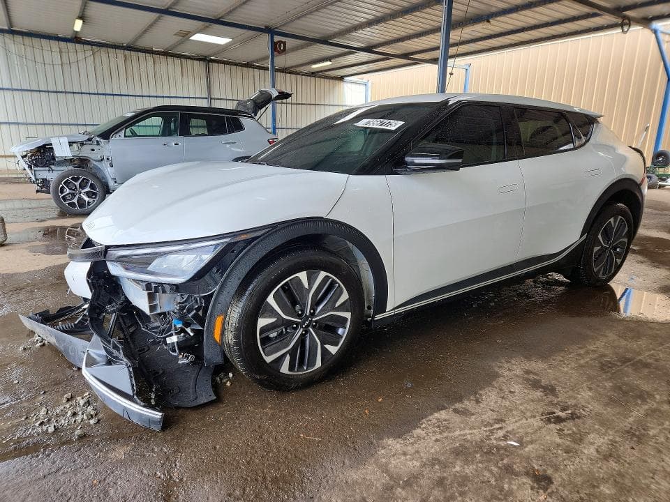 2024 KIA EV6 LIGHT LONG RANGE - 1