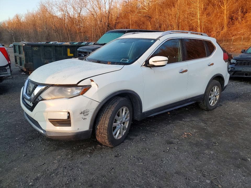 2017 NISSAN ROGUE SV - 1