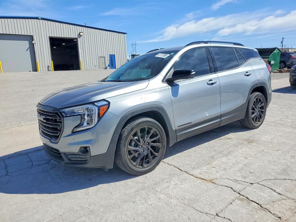2023 GMC TERRAIN SLT - 1