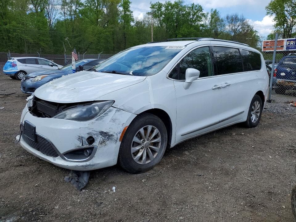 2019 CHRYSLER PACIFICA TOURING L - 1
