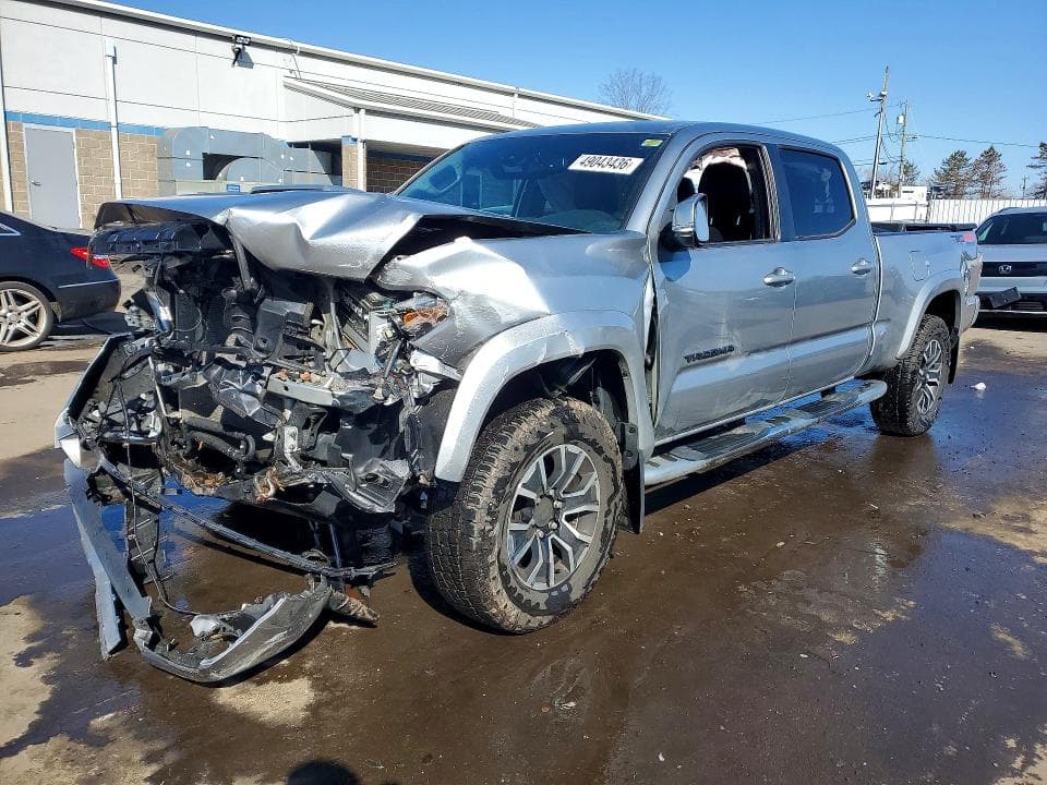 2022 TOYOTA TACOMA TRD SPORT - 1