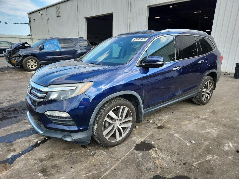 2017 HONDA PILOT TOURING - 1