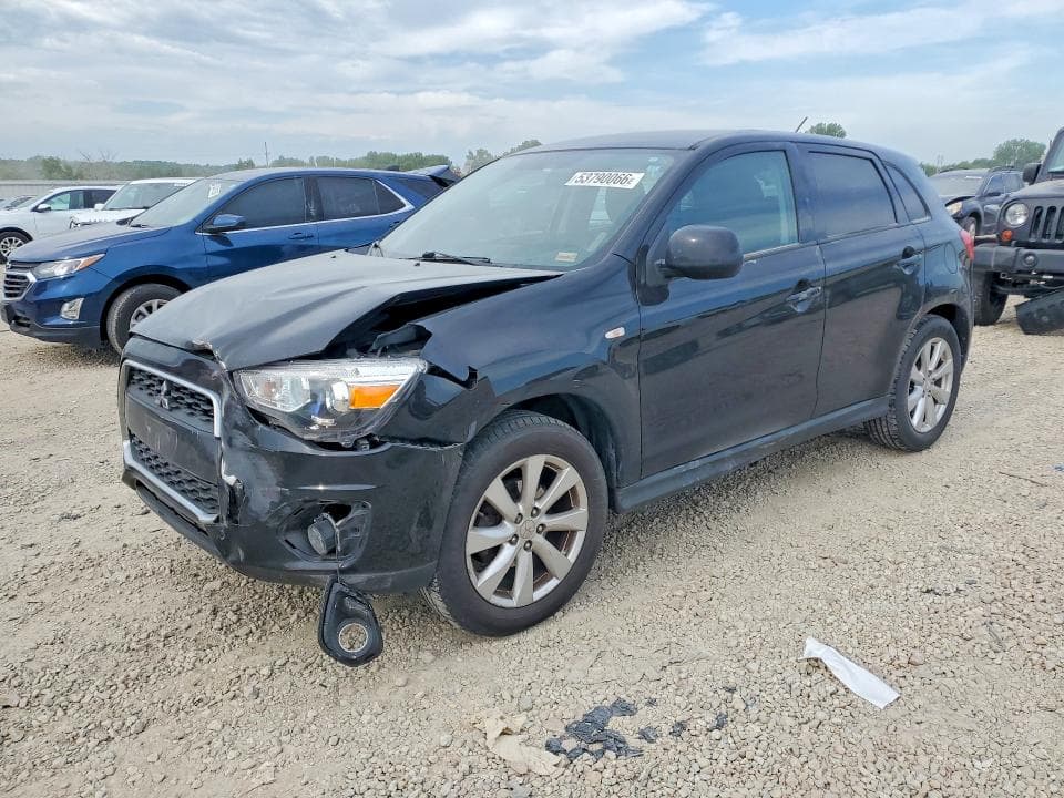 2015 MITSUBISHI OUTLANDER - 1