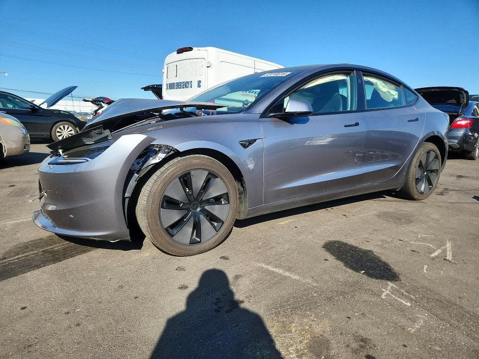 2025 TESLA MODEL 3 - 1