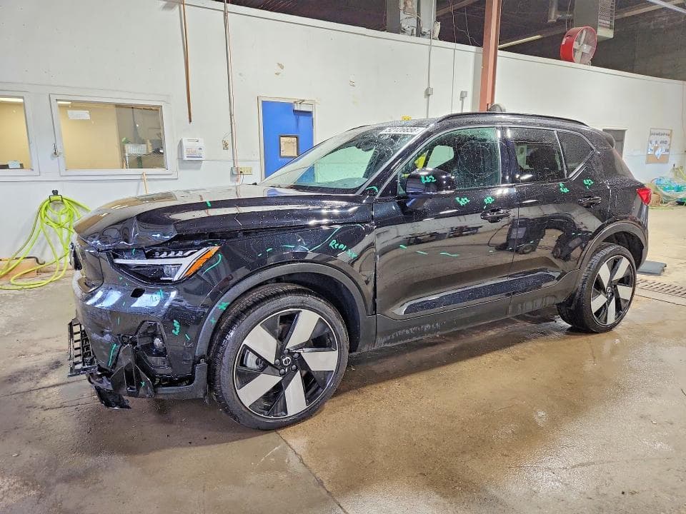 2023 VOLVO XC40 RECHARGE ULTIMATE - 1
