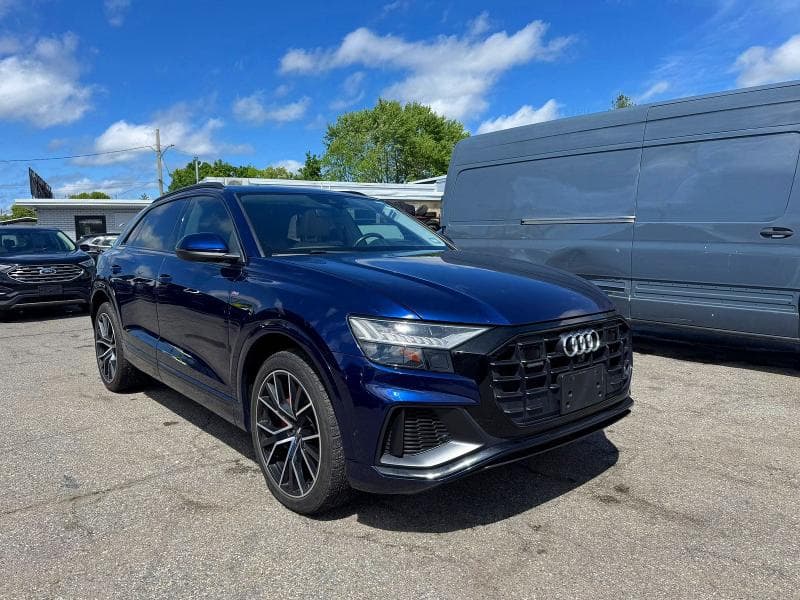 2019 AUDI Q8 - 1