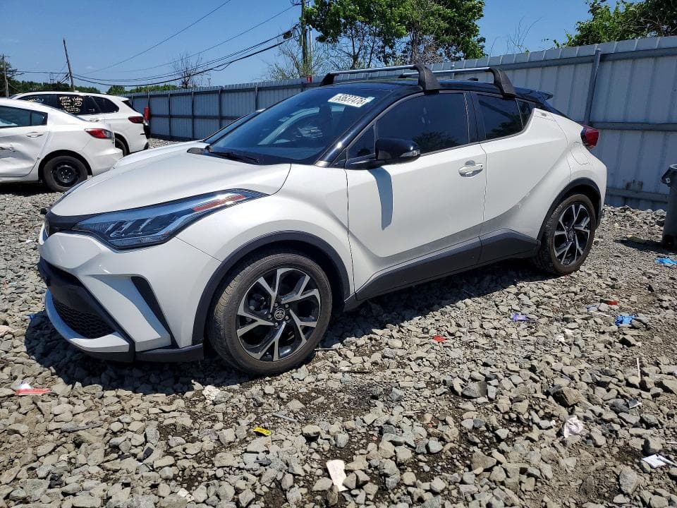 2020 TOYOTA C-HR XLE - 1