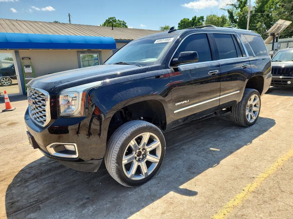 2019 GMC YUKON DENALI - 1