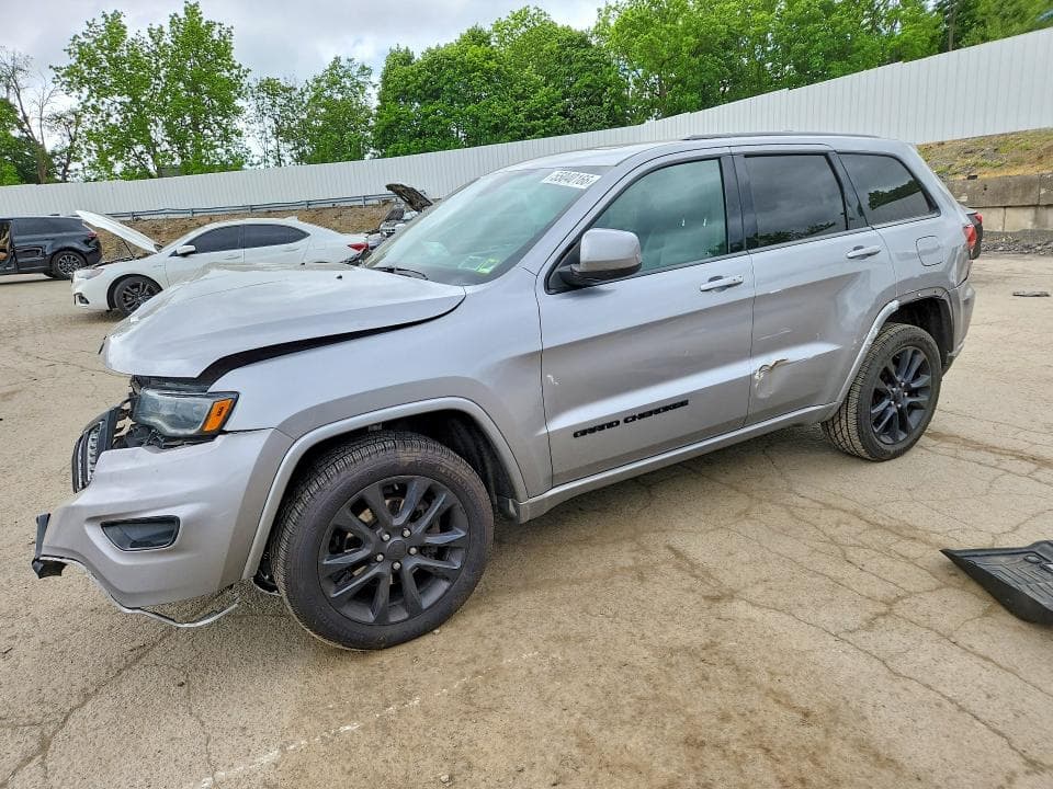 2020 JEEP GRAND CHEROKEE LAREDO - 1