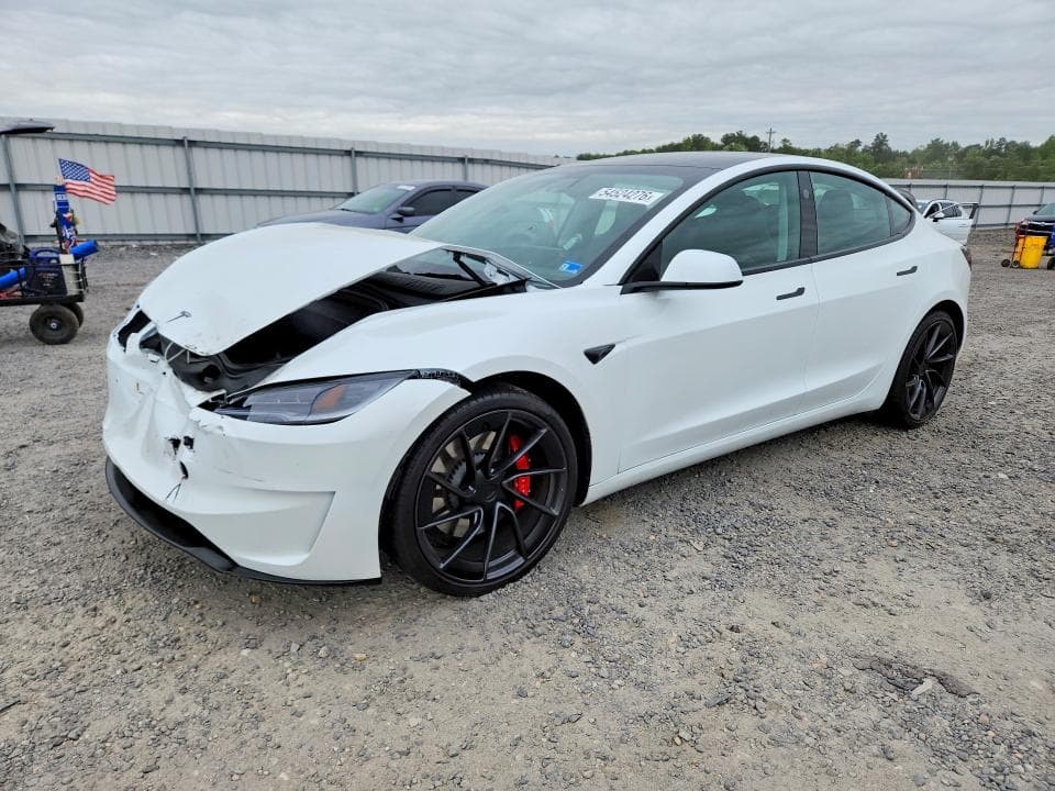 2026 TESLA MODEL 3 - 1