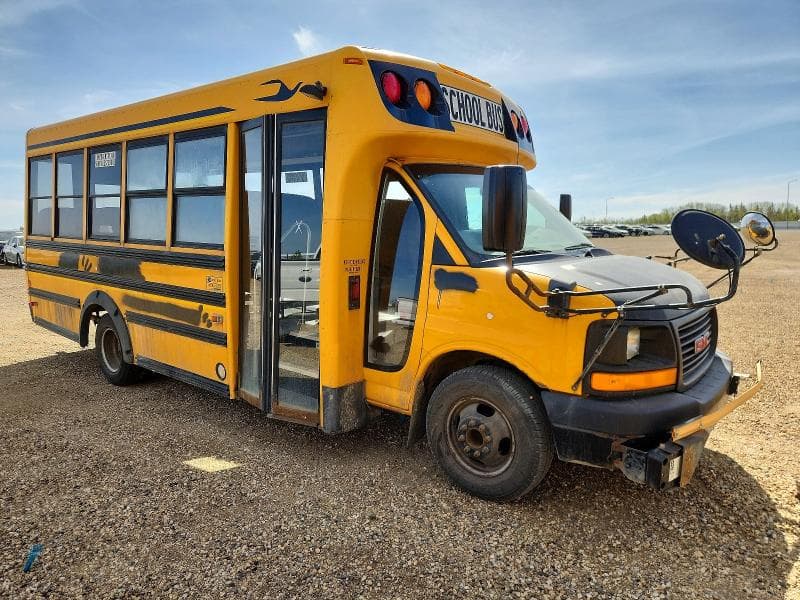2011 GMC MICRO BIRD - 1