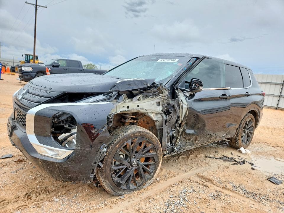 2024 MITSUBISHI OUTLANDER SE - 1