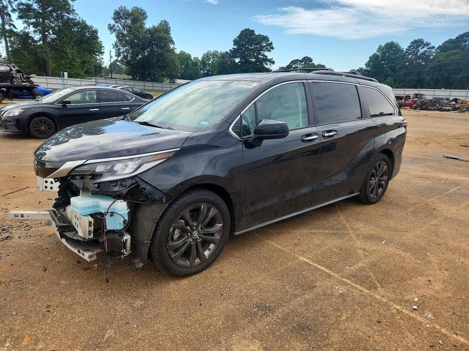 2023 TOYOTA SIENNA XSE 7-PASSENGER - 1