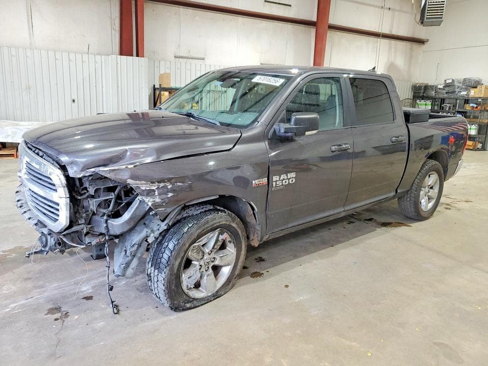2019 RAM 1500 CLASSIC SLT - 1