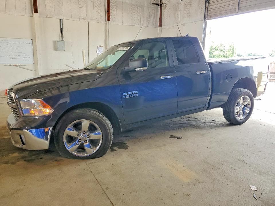 2018 RAM 1500 SLT - 1