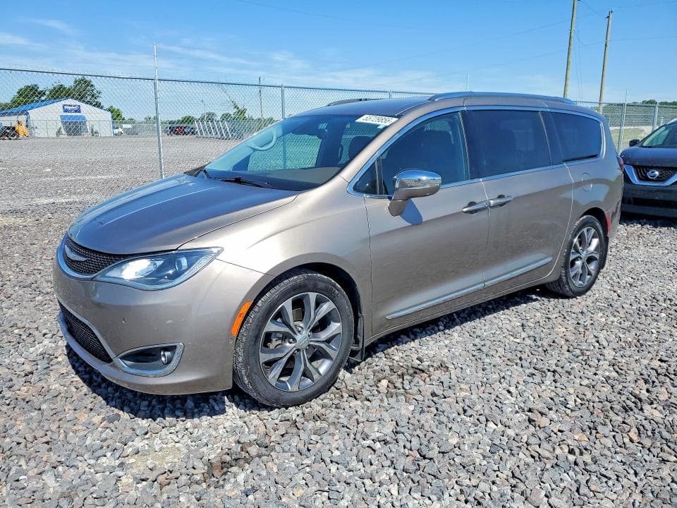 2018 CHRYSLER PACIFICA LIMITED - 1