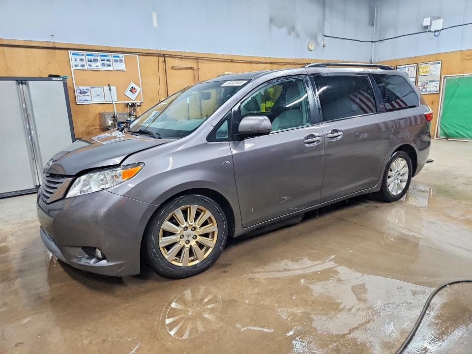 2017 TOYOTA SIENNA XLE 7-PASSENGER - 1
