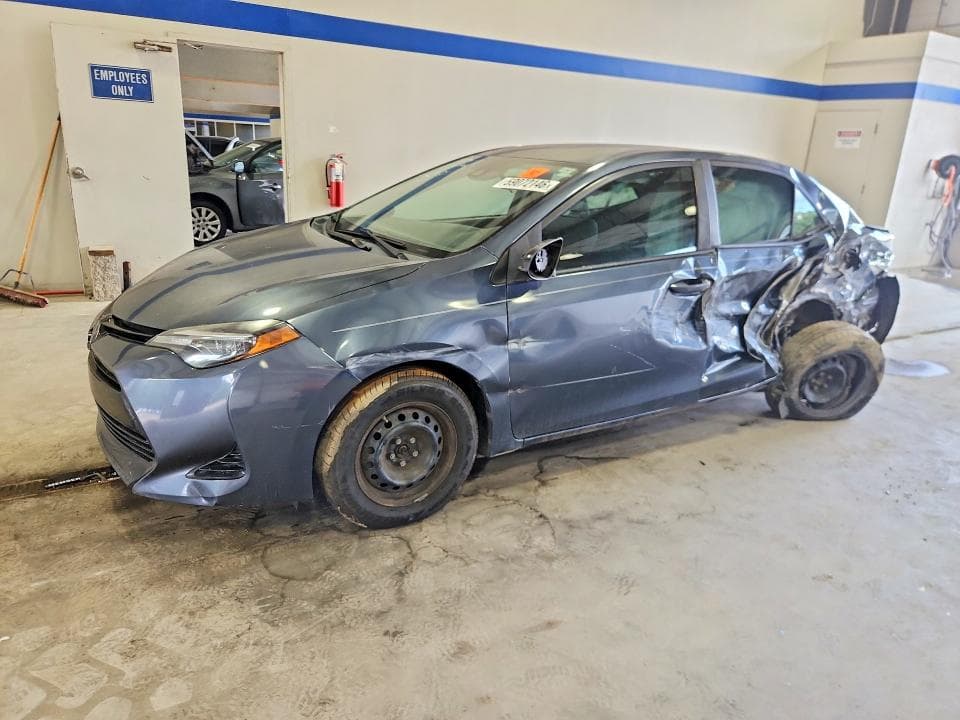 2018 TOYOTA COROLLA L - 1