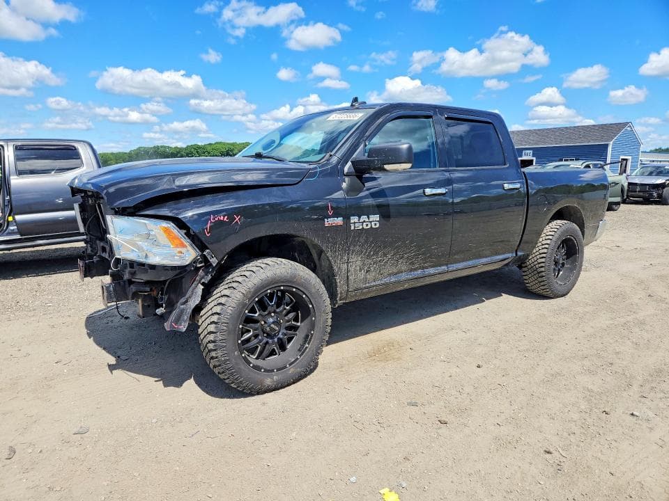 2018 RAM 1500 SLT - 1