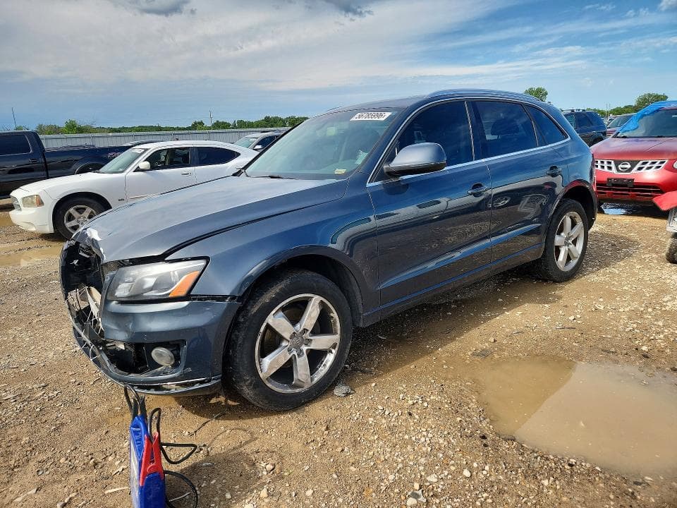 2011 AUDI Q5 - 1