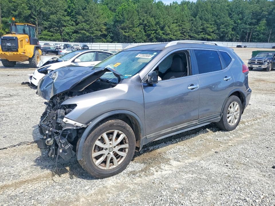 2017 NISSAN ROGUE SV - 1