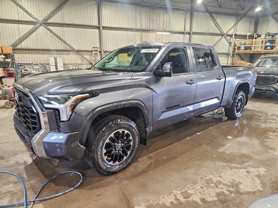 2024 TOYOTA TUNDRA CREWMAX SR5 - 1