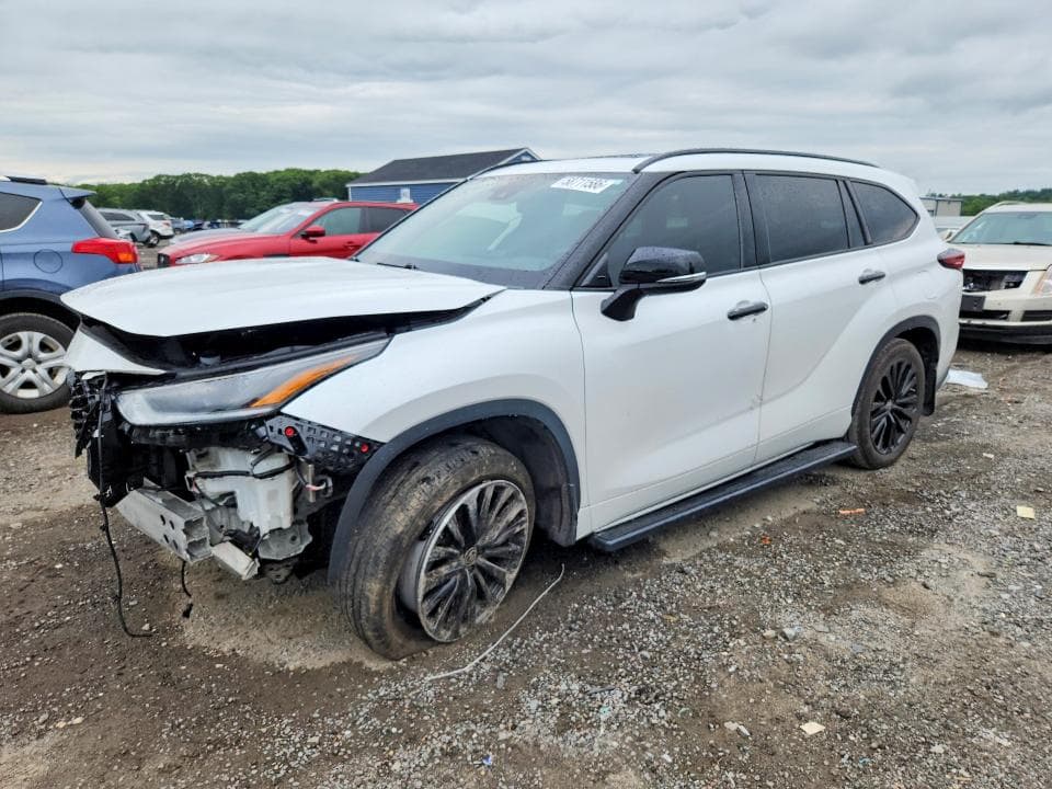 2024 TOYOTA HIGHLANDER XSE - 1