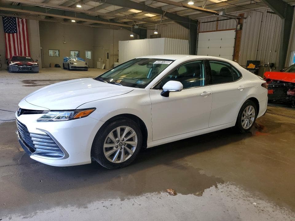 2023 TOYOTA CAMRY LE - 1