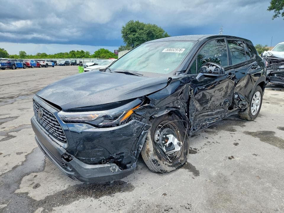 2023 TOYOTA COROLLA CROSS L - 1