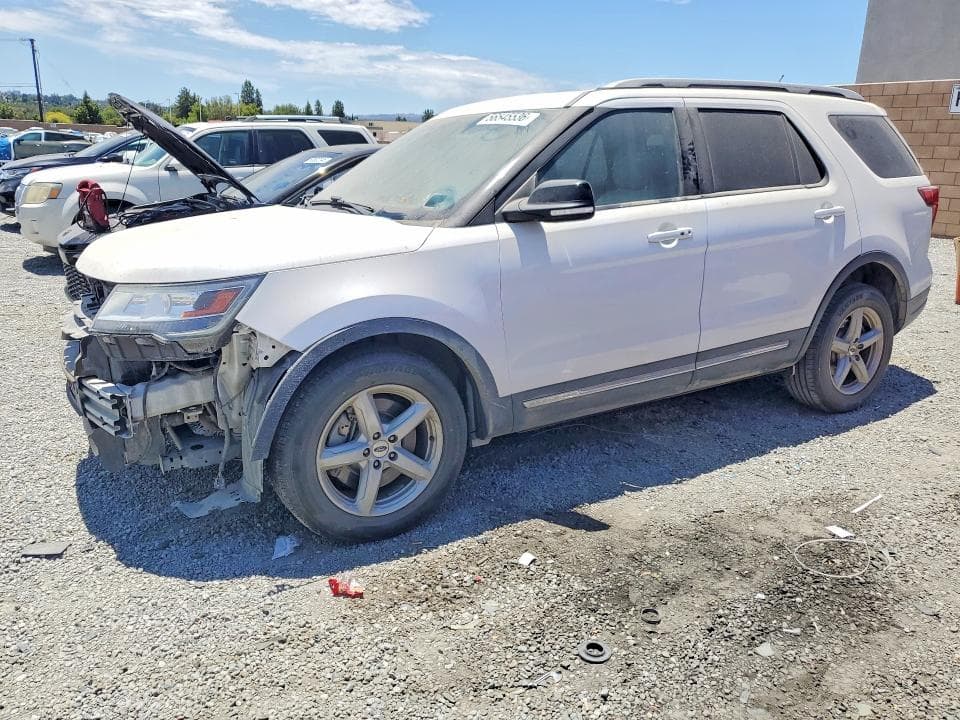 2018 FORD EXPLORER XLT - 1