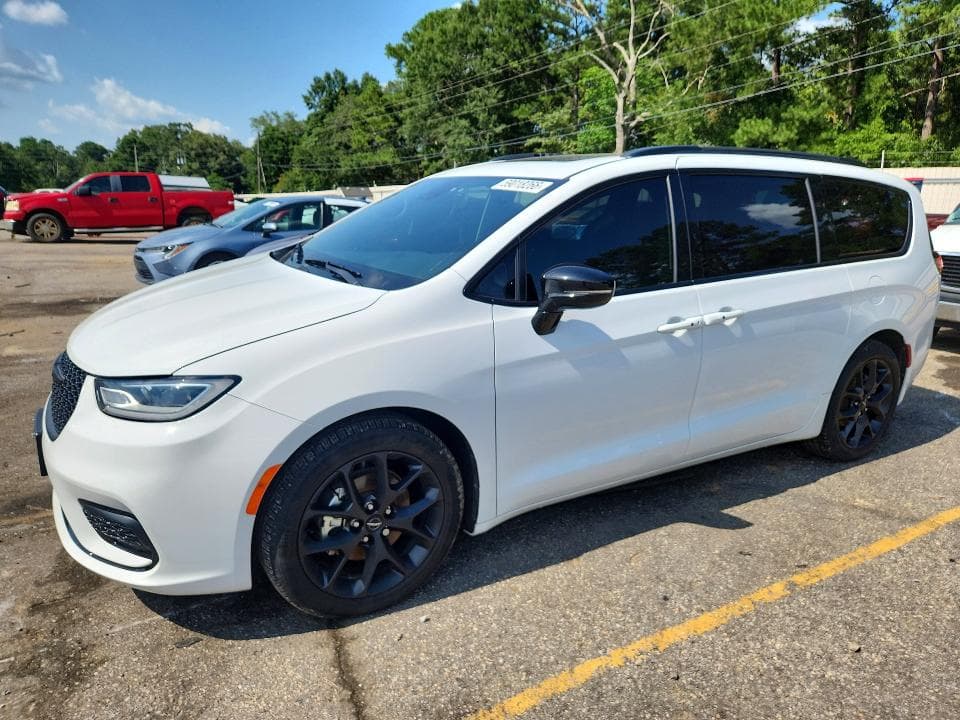 2024 CHRYSLER PACIFICA LIMITED - 1