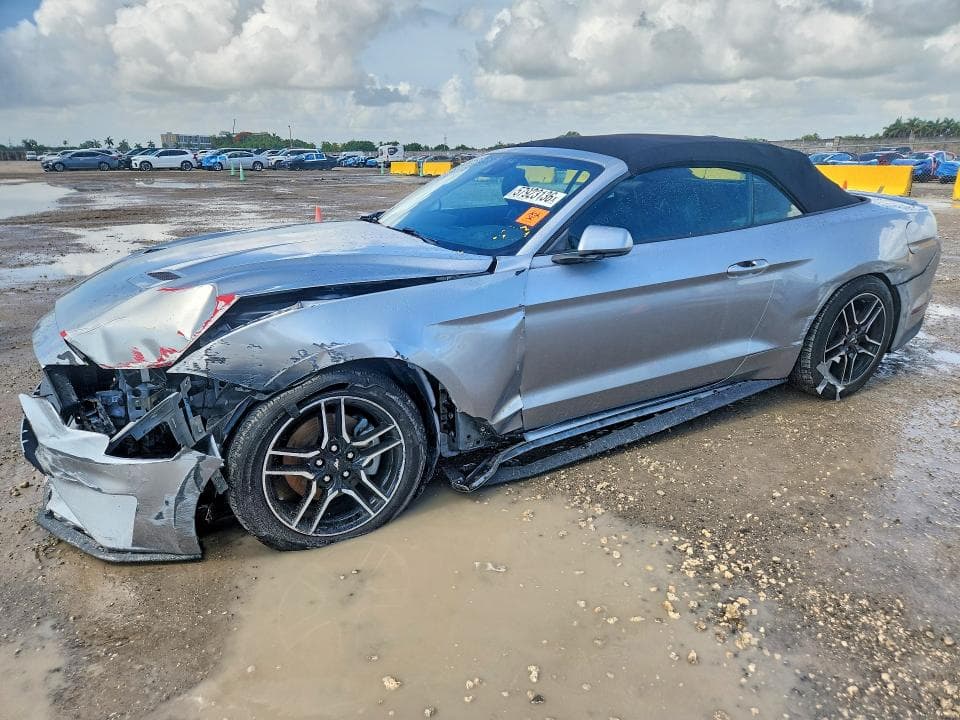 2022 FORD MUSTANG - 1