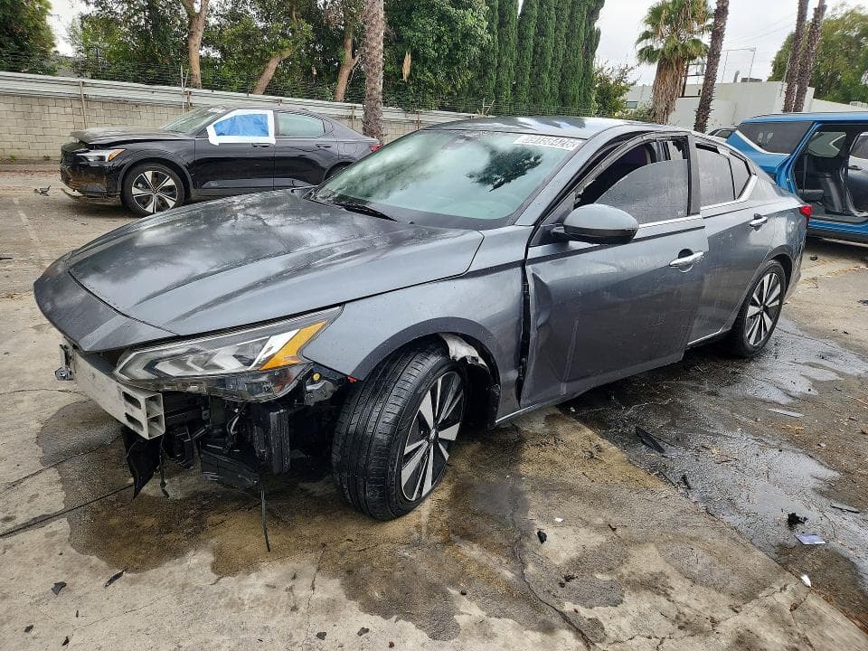 2021 NISSAN ALTIMA SV - 1