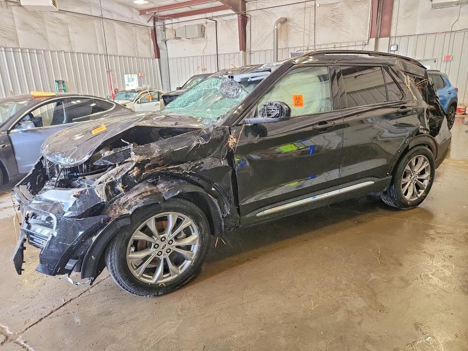 2022 FORD EXPLORER XLT - 1