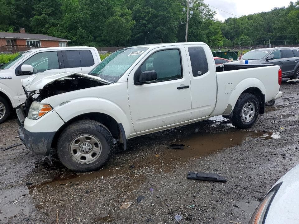 2017 NISSAN FRONTIER S