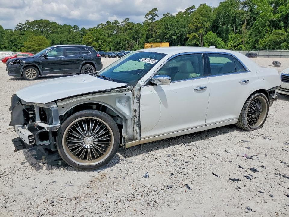 2018 CHRYSLER 300 LIMITED - 1