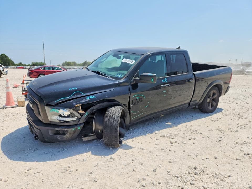 2019 RAM 1500 CLASSIC SLT - 1