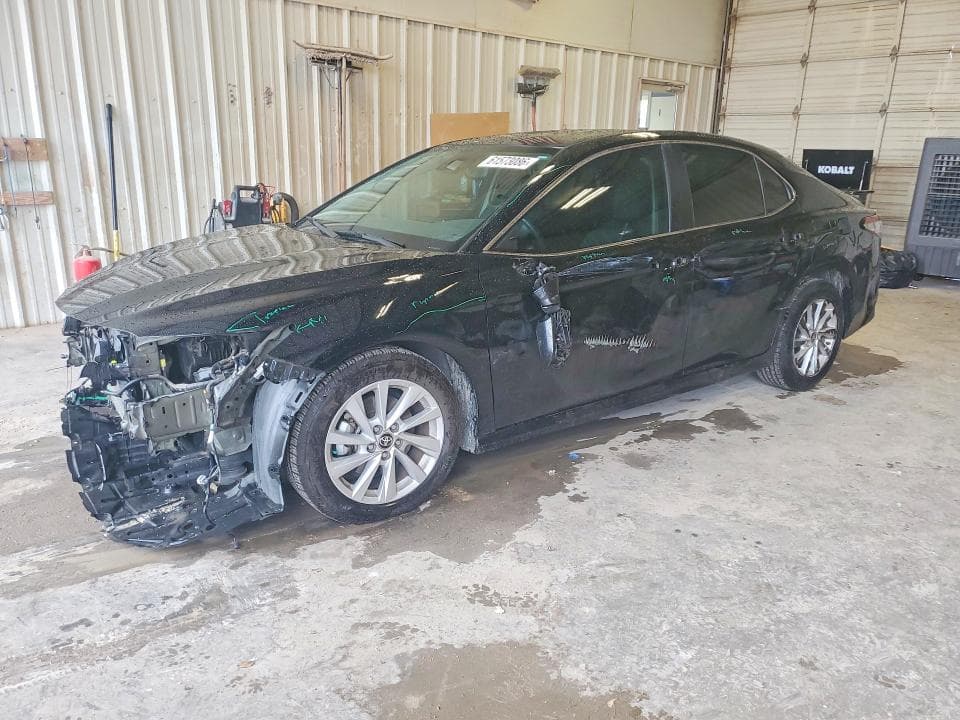 2022 TOYOTA CAMRY LE - 1