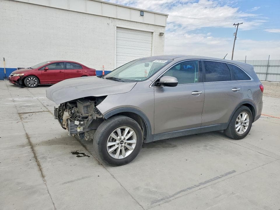 2019 KIA SORENTO LX V6 - 1