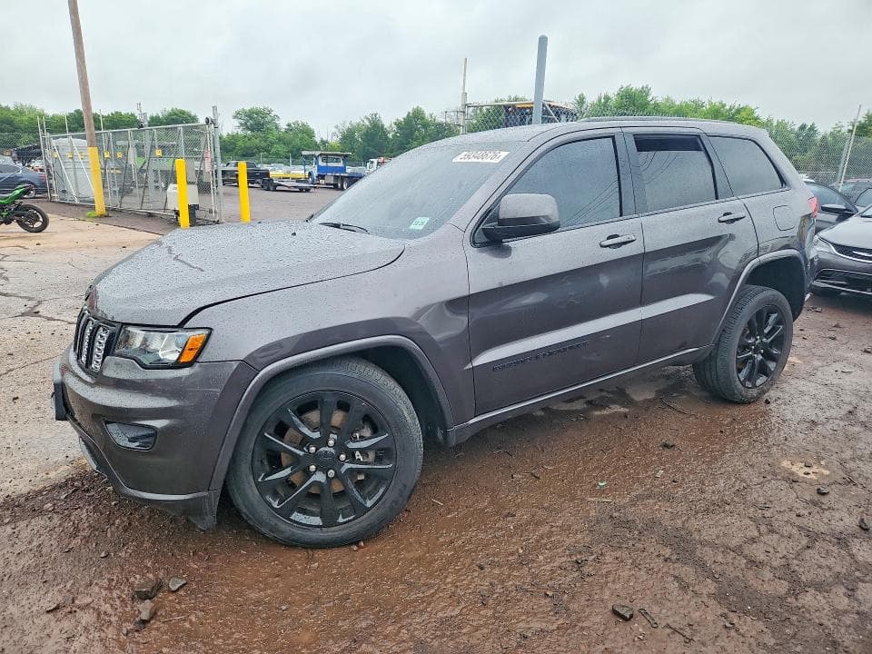 2021 JEEP GRAND CHEROKEE LAREDO - 1